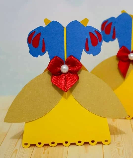 Prévia de Aplique Vestido Branca de Neve Cute 01 Silhouette
