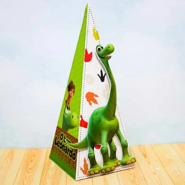 Prévia de Caixa Piramide O Bom Dinossauro 01 Silhouette