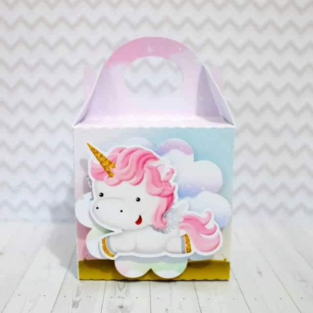 Prévia de Maletinha Quadrada Unicornio 01 Silhouette
