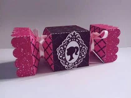 Prévia de Caixa Bala Barbie Paris 01 Silhouette